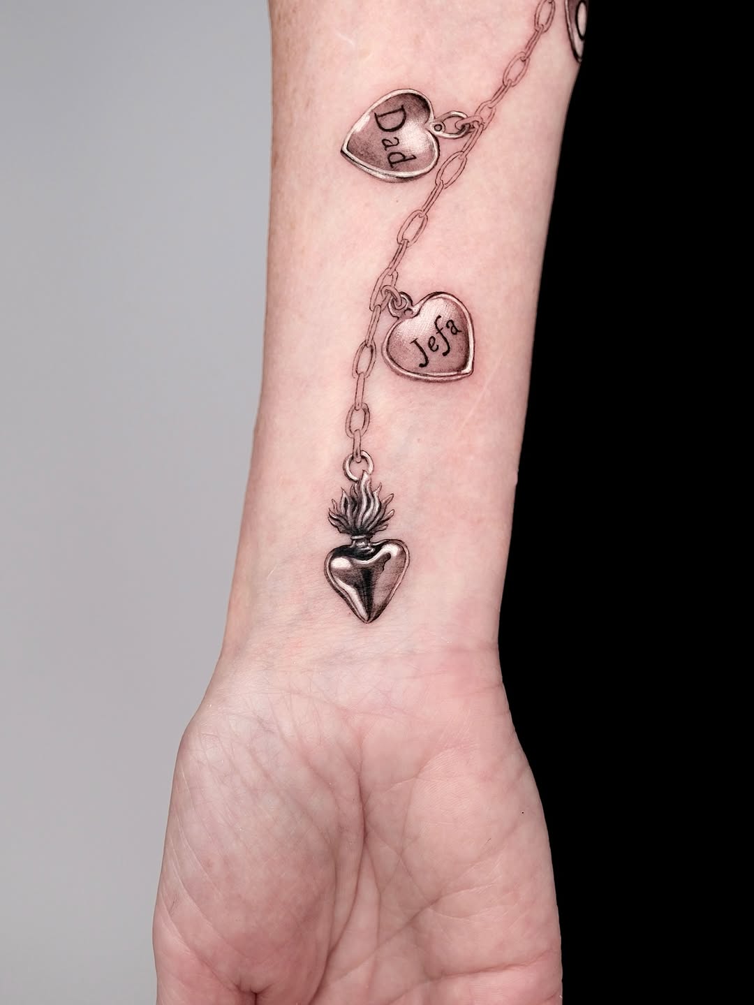 tattooer.ari