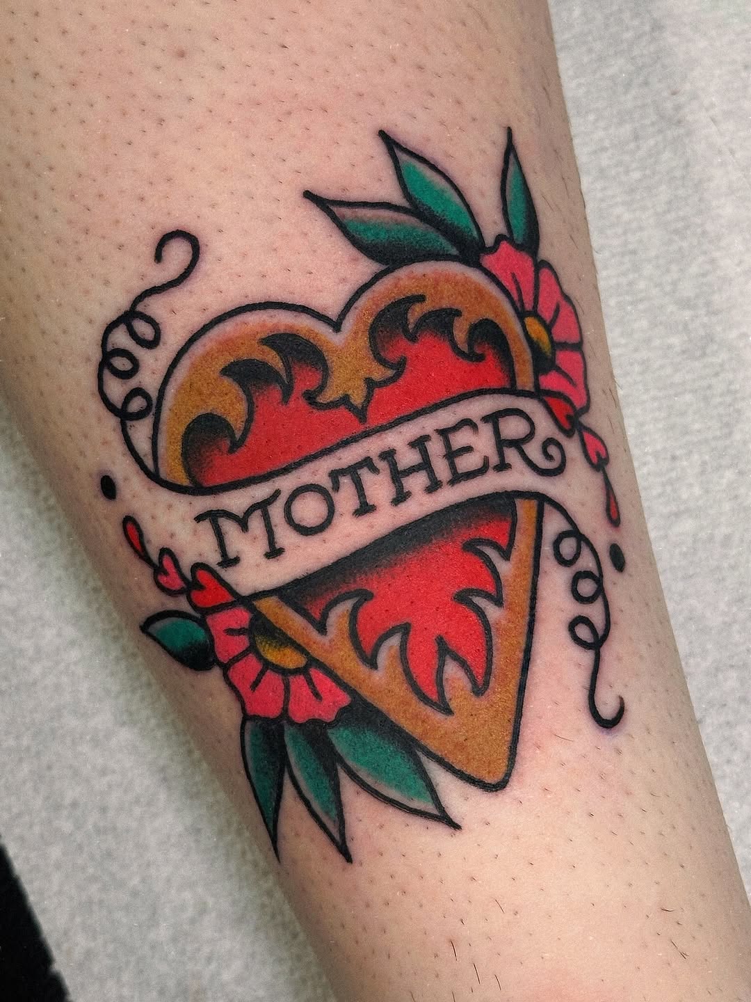 lindseebeetattoo