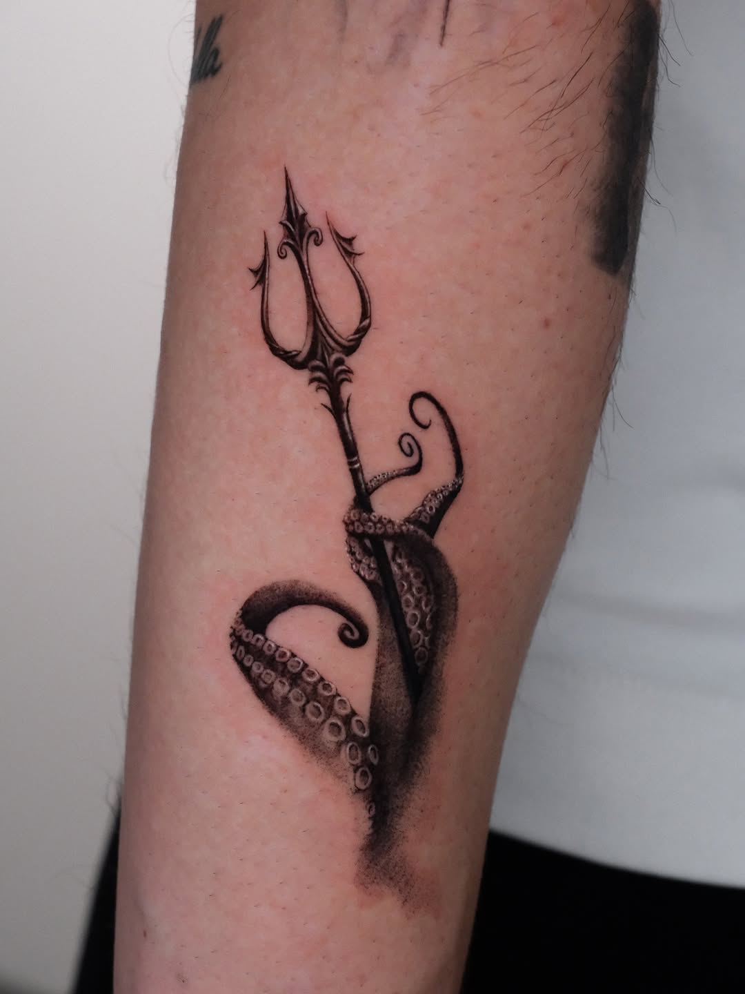ata | Tattoo Artist