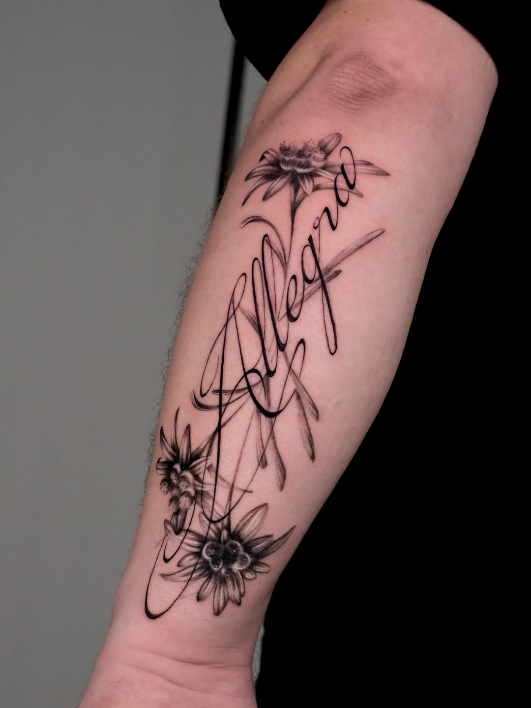 Lettering, Flower