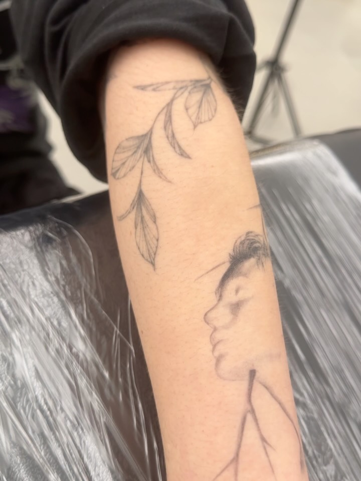 ata | Tattoo Artist