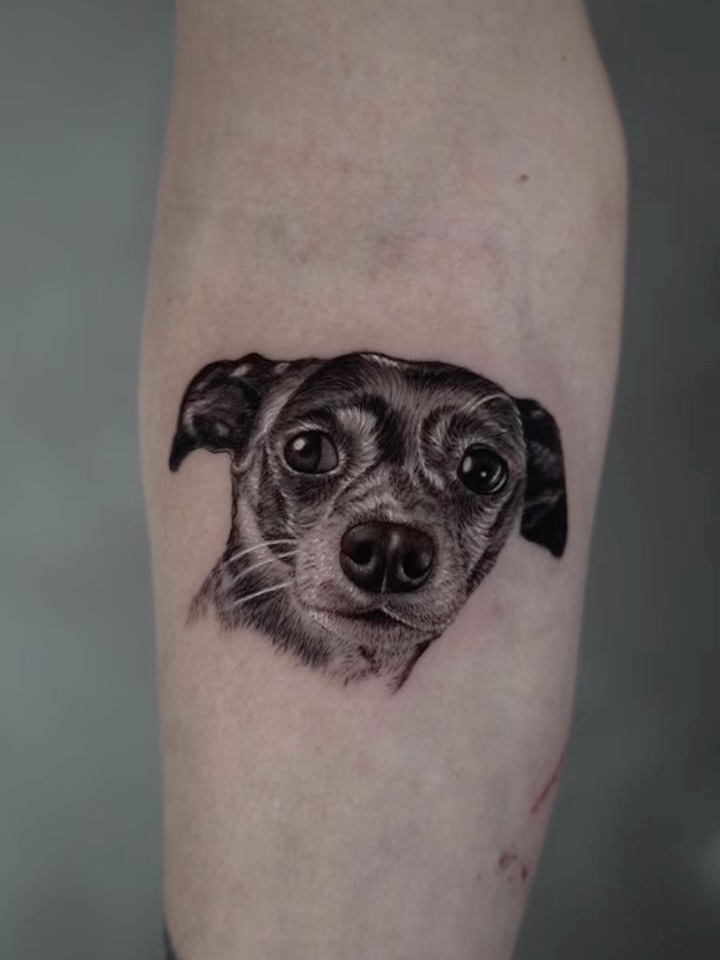 lewis.tattoo