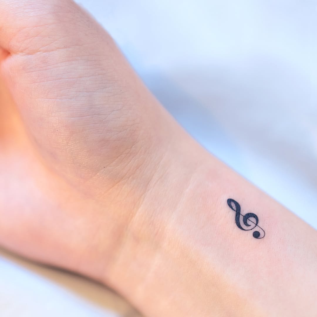 tattooist_arar