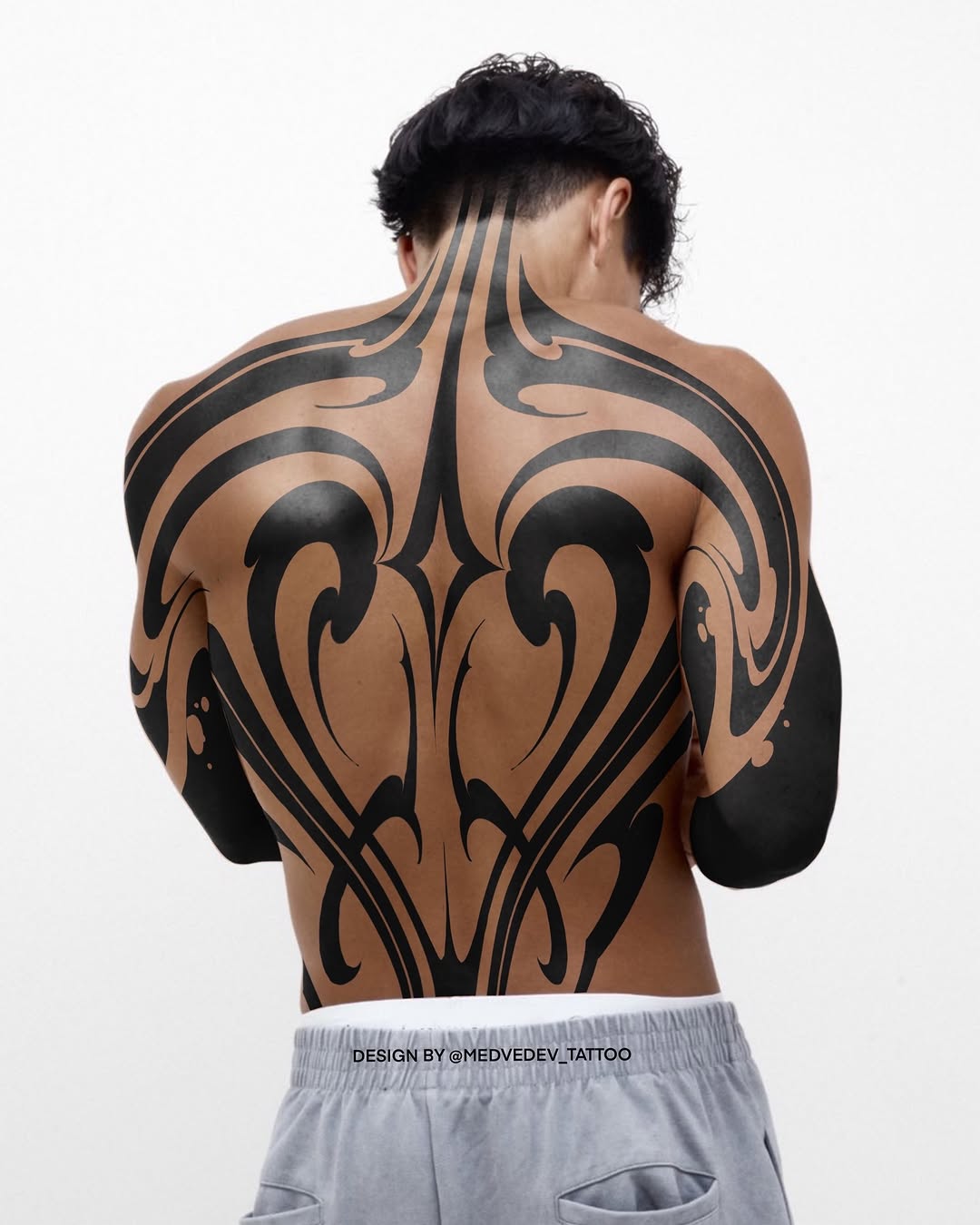 ILYA MEDVEDEV ✺ BLACKOUT TATTOO ✺ London - Belgrade