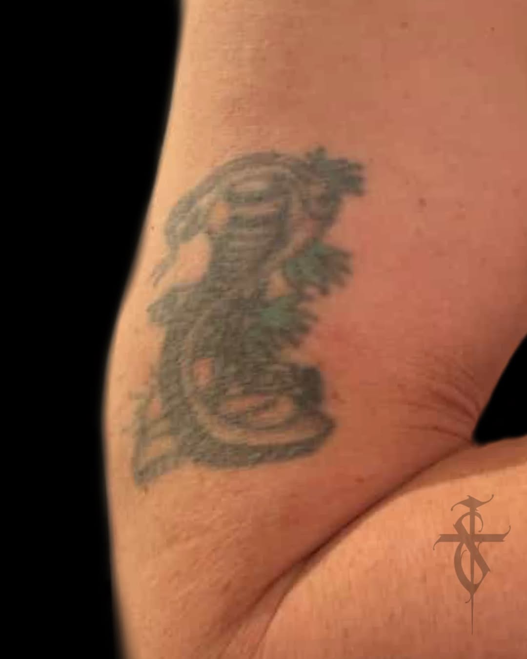 Sergei Pelykh  Tattoo London