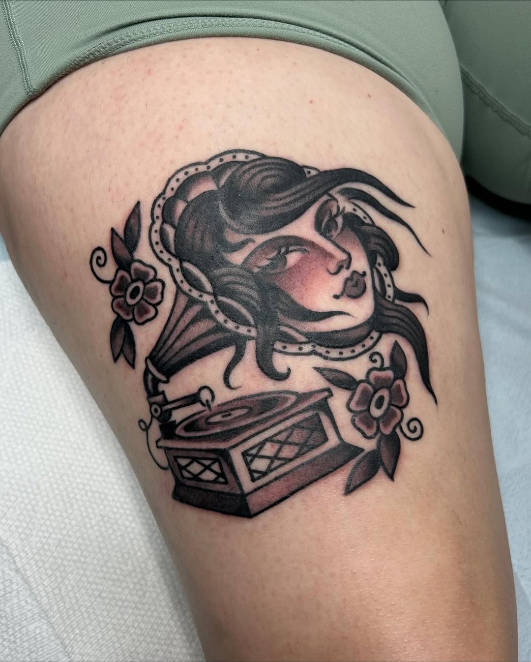 ellentattoos