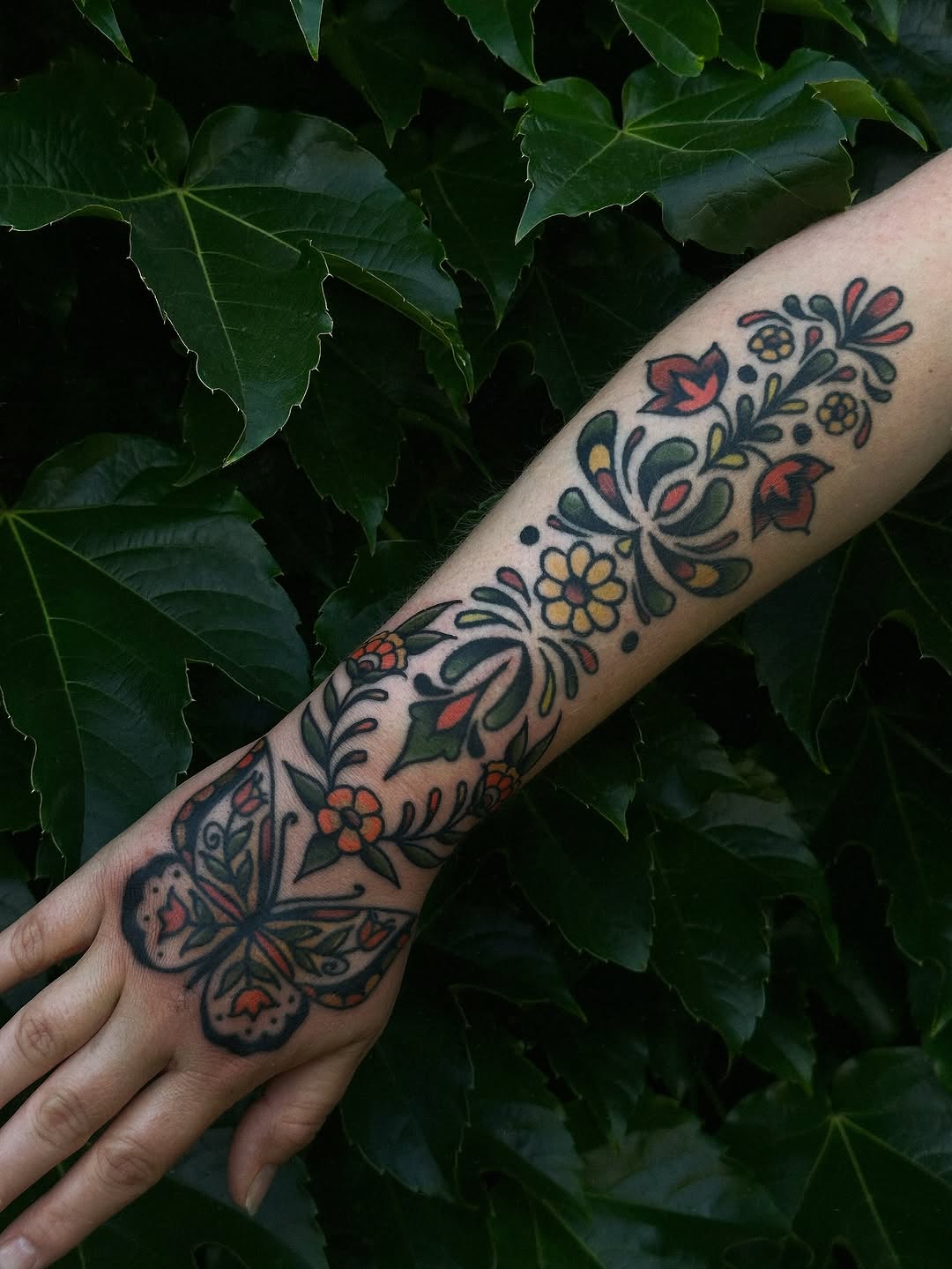 lindseebeetattoo