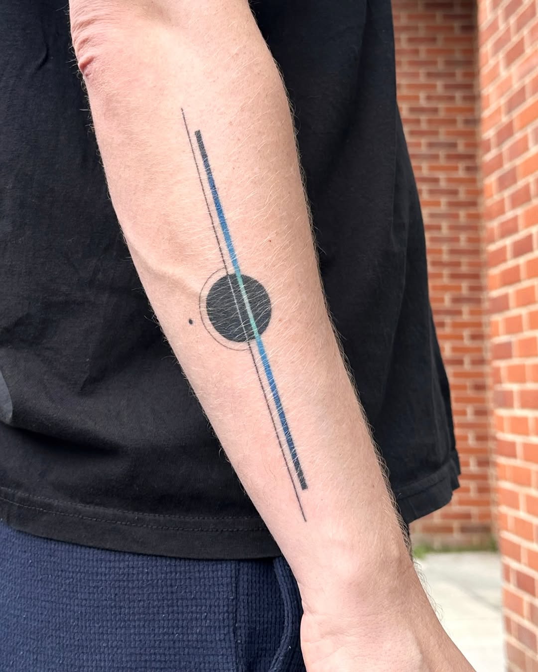 IDA   |   Minimal abstract tattoo