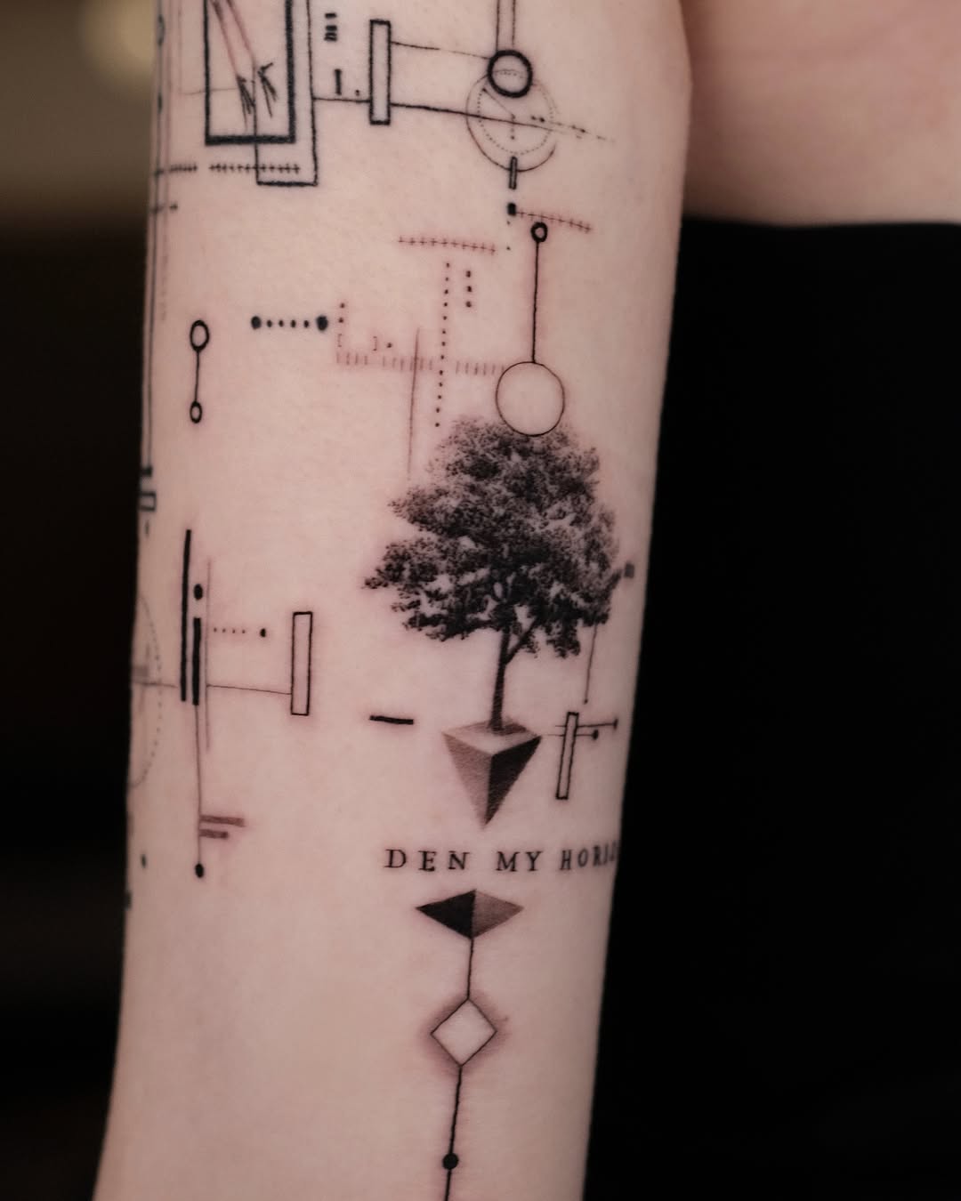tattooist_bae