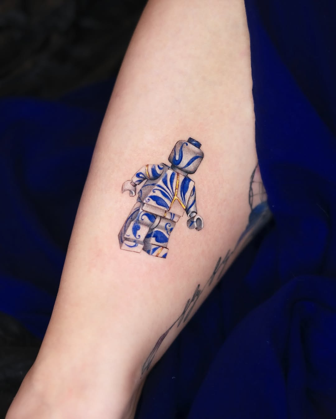 Antonio Sangre Blue