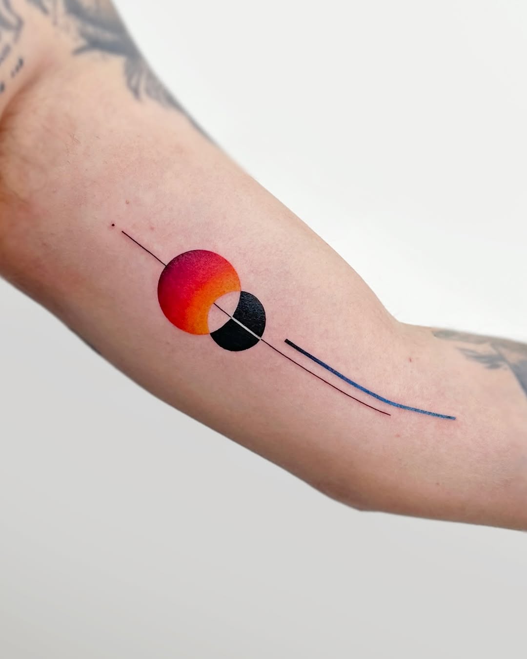 IDA   |   Minimal abstract tattoo