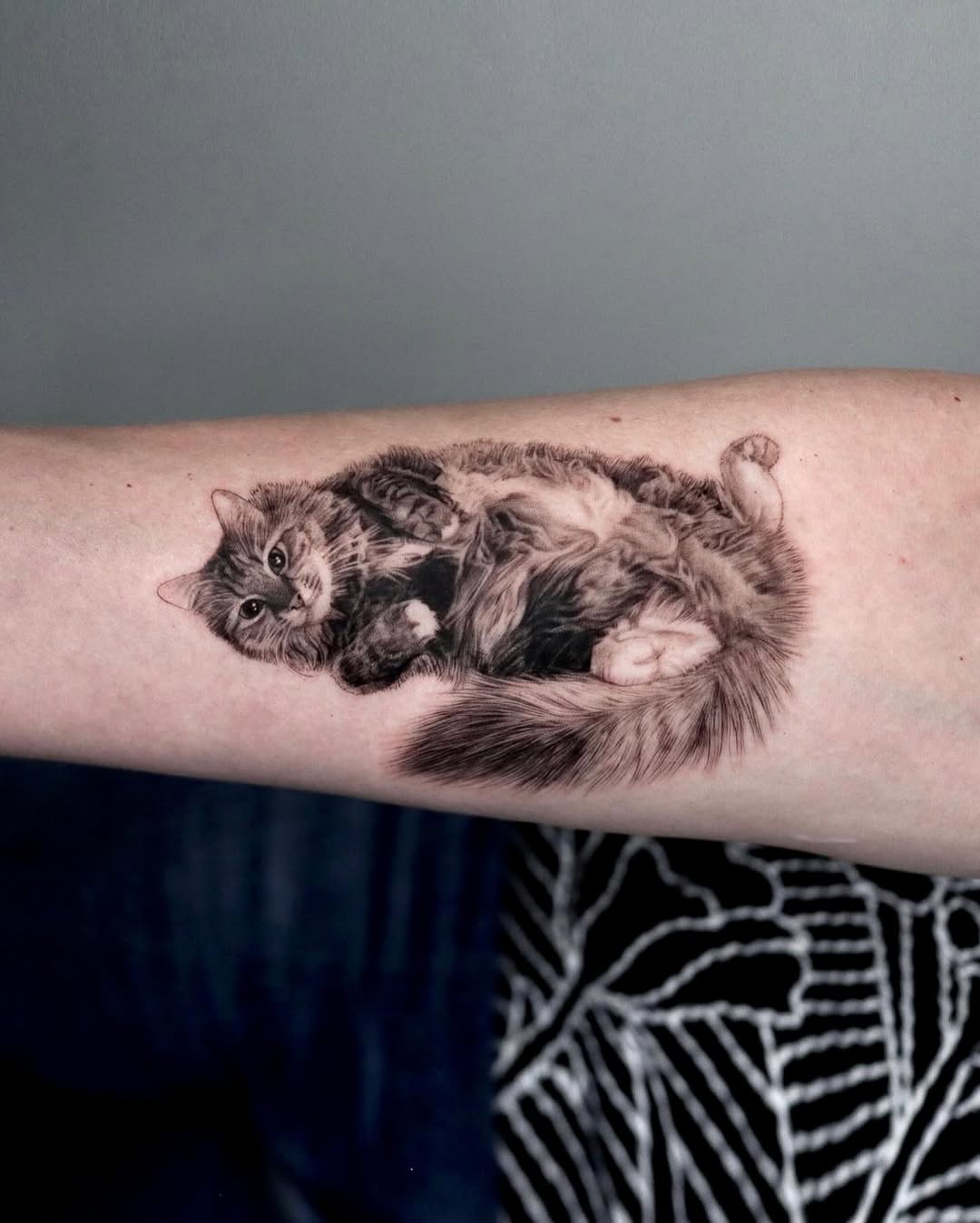 LA Tattoo Yeono