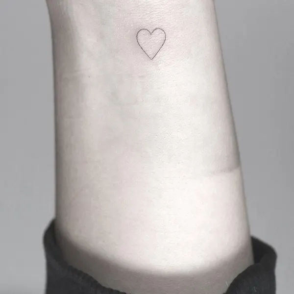 tattooist_arar