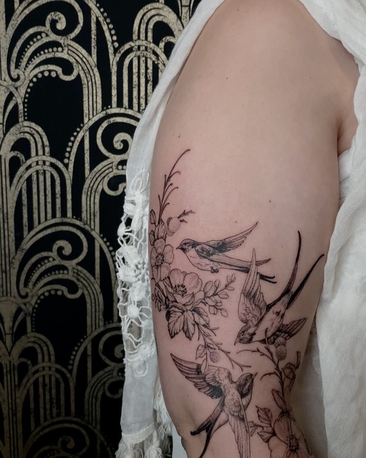 Clarisse Amour • Tattooist