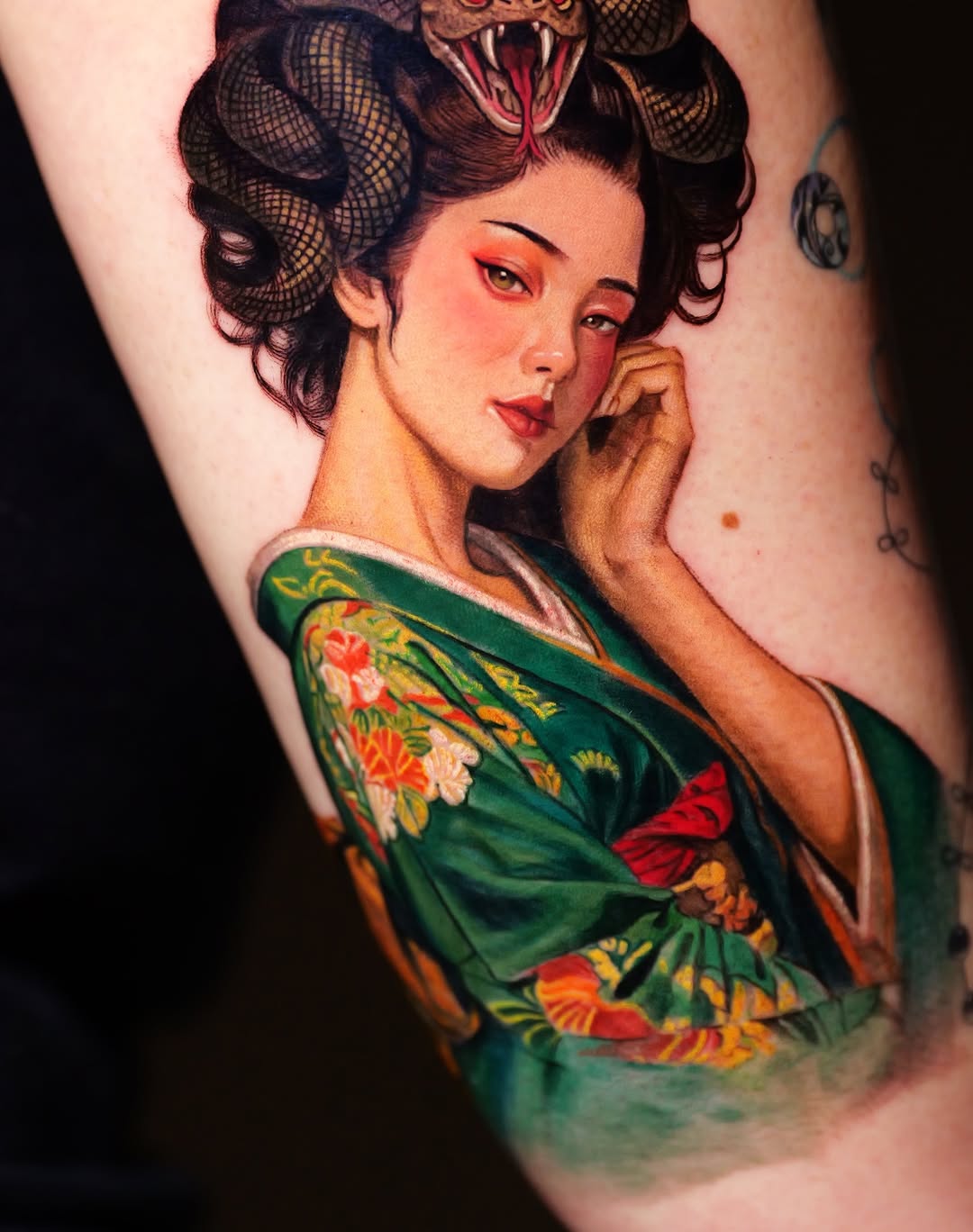 La tattoo Eunbee