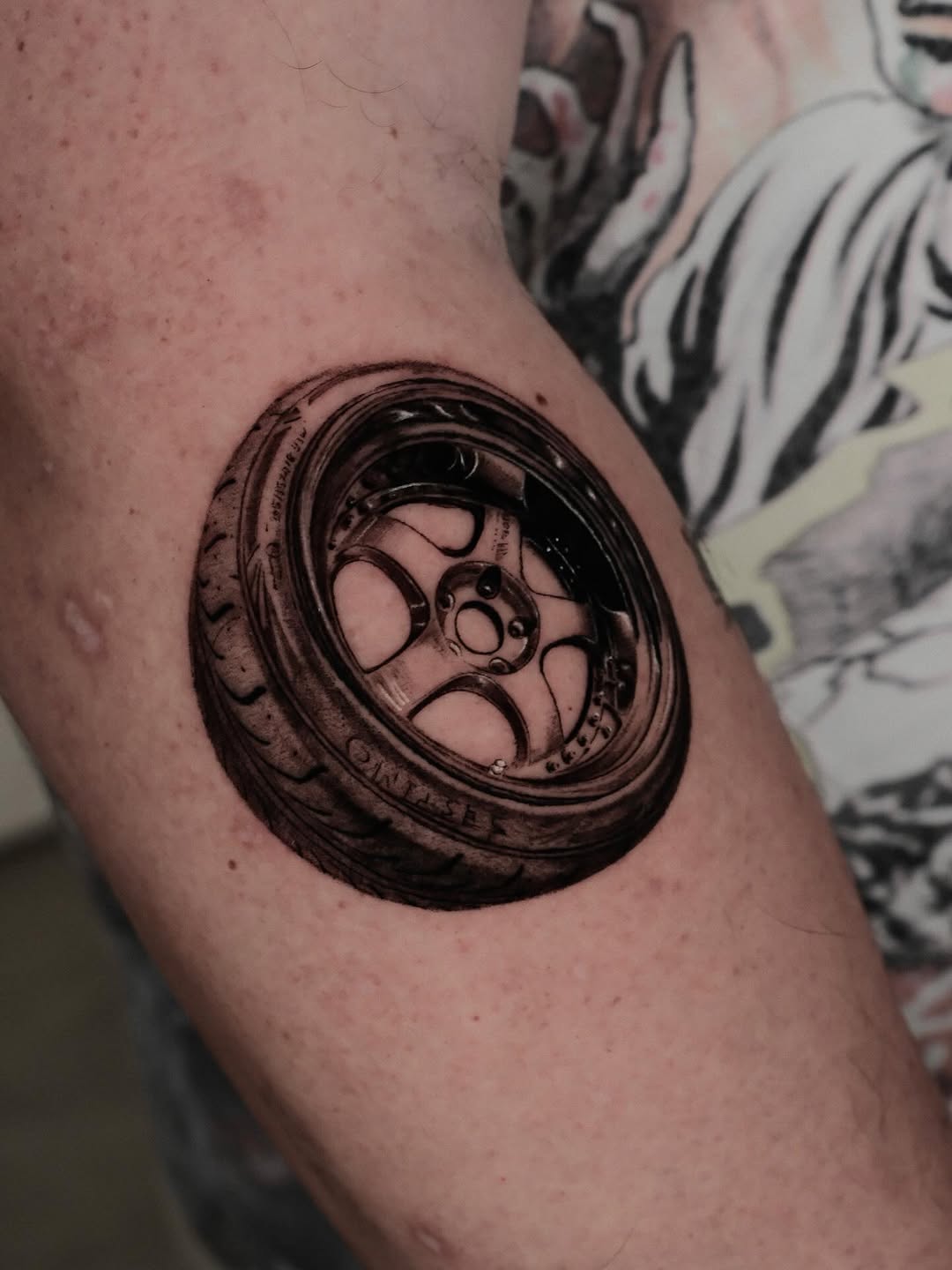 ata | Tattoo Artist