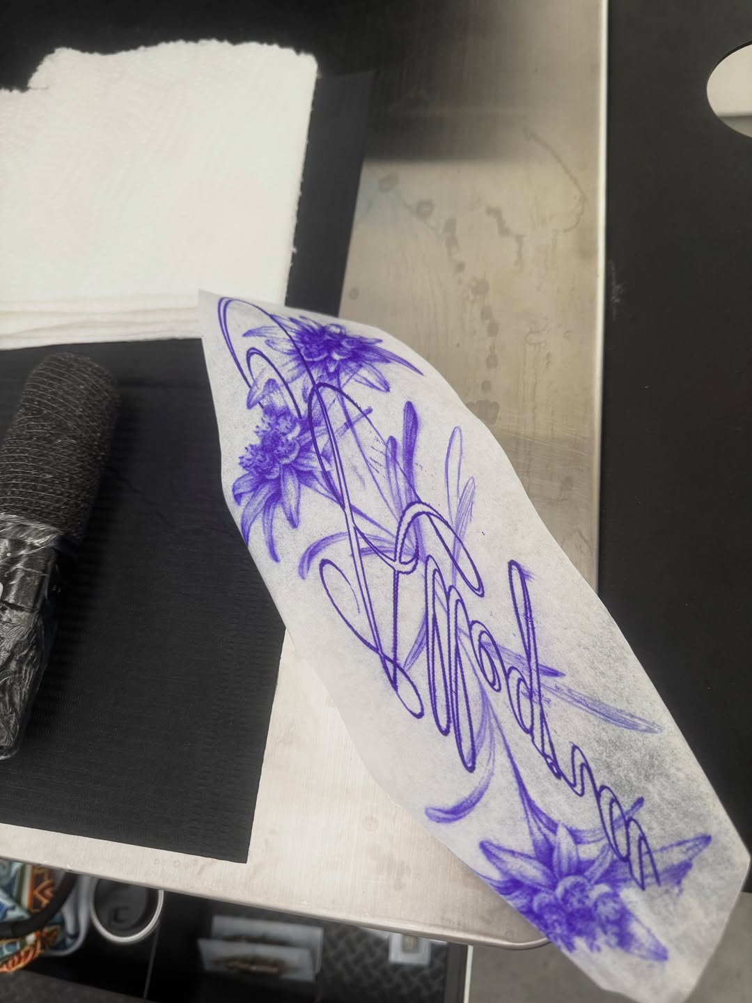 ata | Tattoo Artist